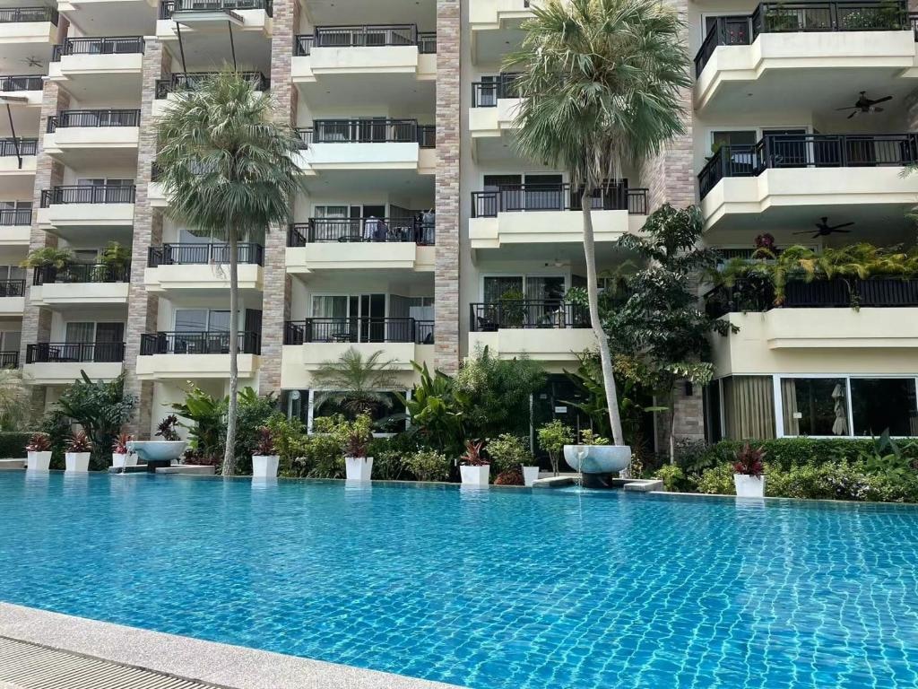 Two Bedroom Condo For Sale photo 18