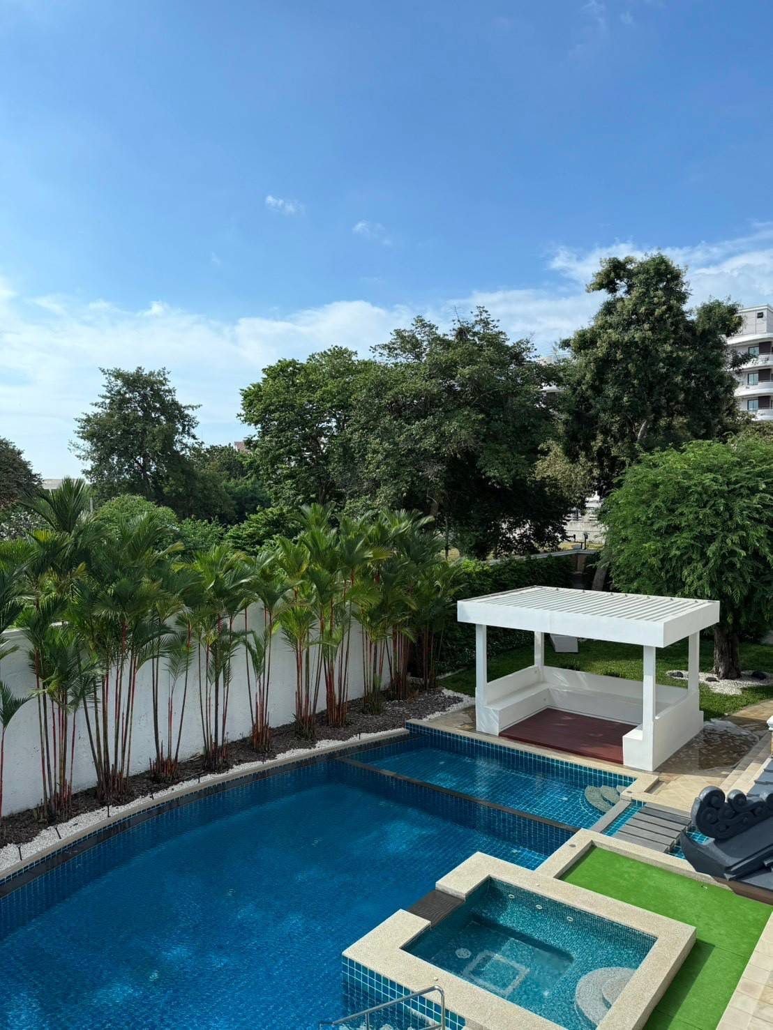 Large Luxury 5 Bed 5 Bath Pool Villa For Sale In Pratumnak photo 28