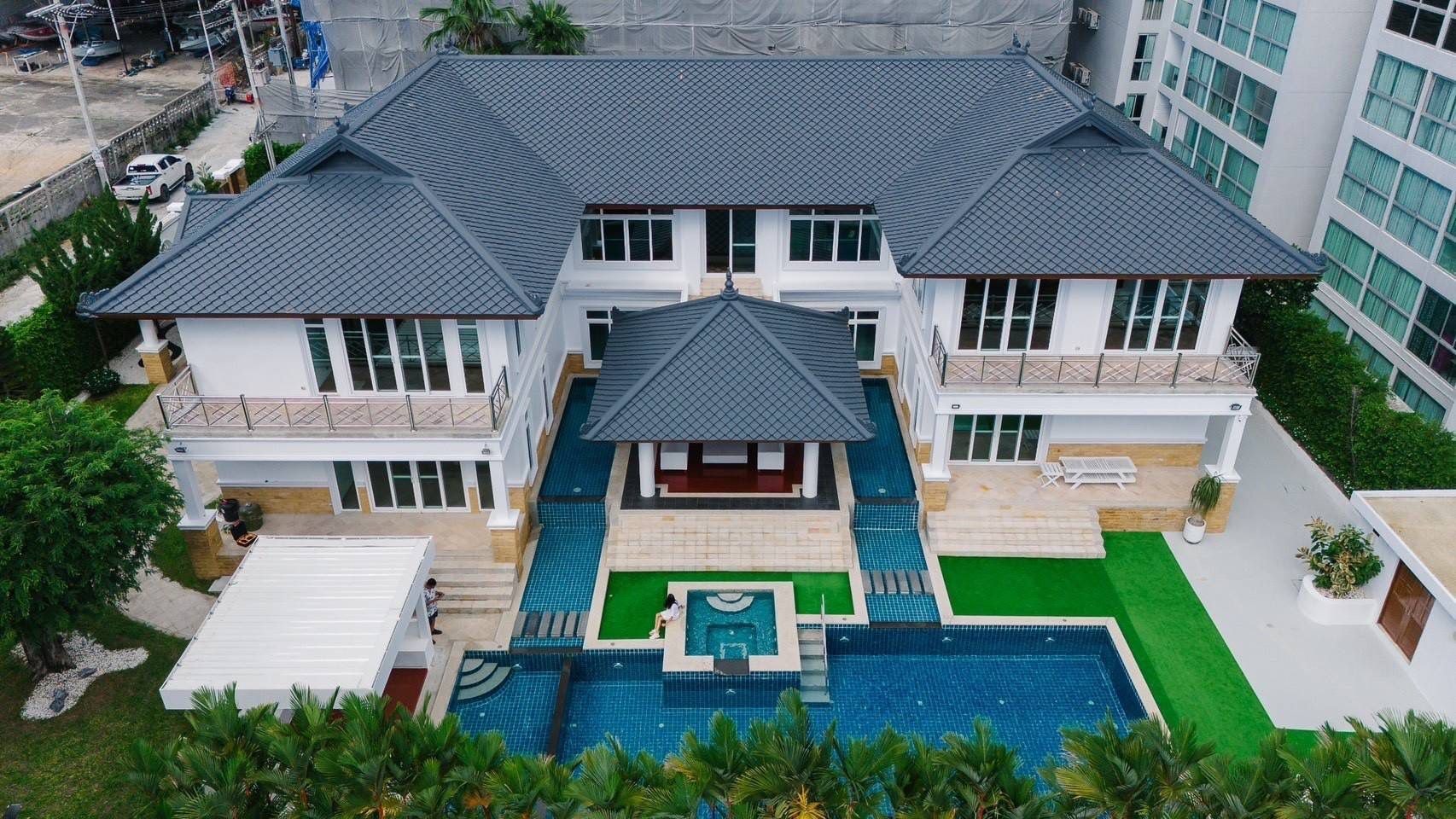 Large Luxury 5 Bed 5 Bath Pool Villa For Sale In Pratumnak photo 25