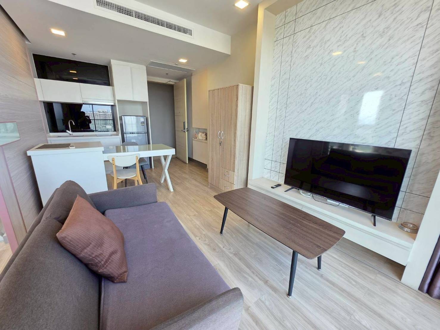 Wake Up to Stunning Sea Views 1 bedroom 1 bahtroom in Cetus Beachfront Jotmien for RENT photo 9