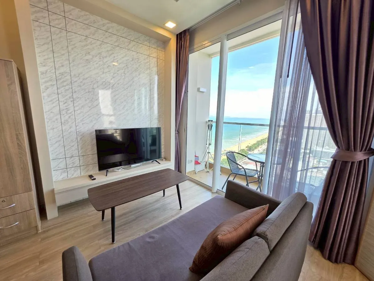 Stunning Beachfront with a amazing Sea View 1 bedroom 1 bathroom in Cetus Beachfront Jomtien for RENT photo 11