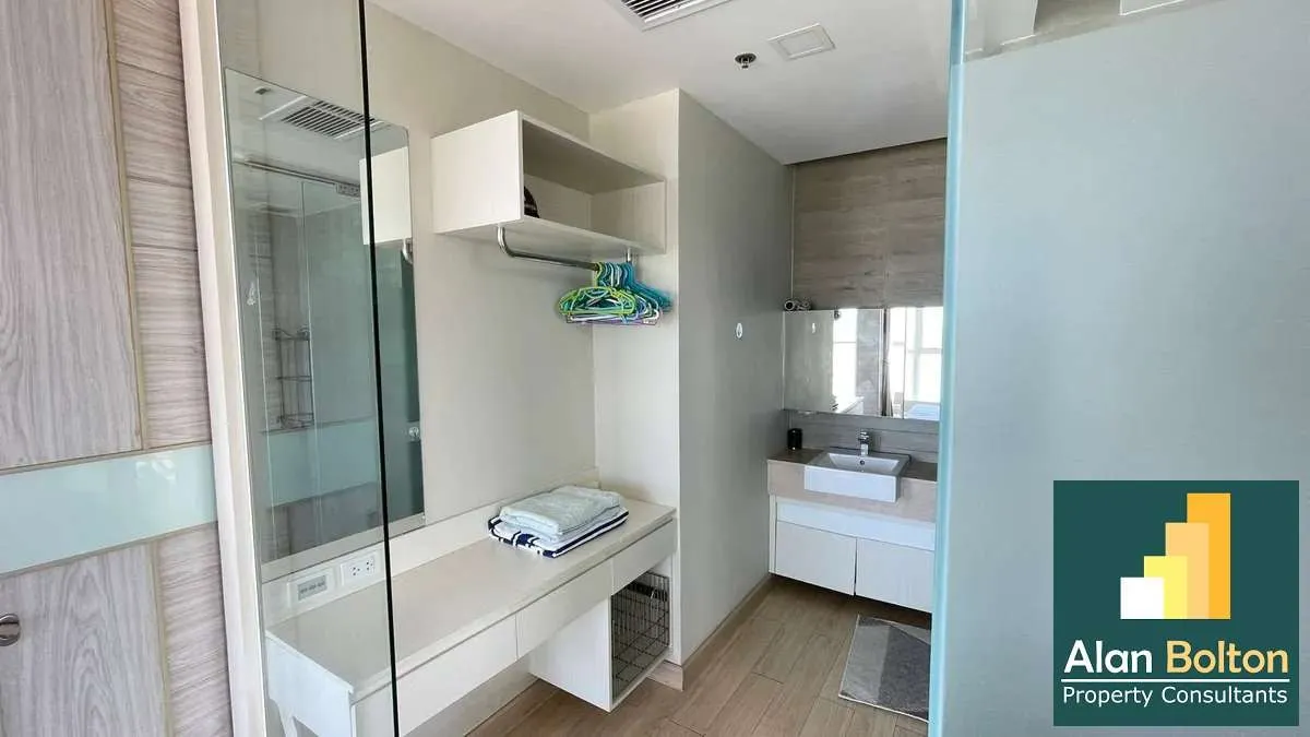 Stunning Beachfront with a amazing Sea View 1 bedroom 1 bathroom in Cetus Beachfront Jomtien for RENT photo 4