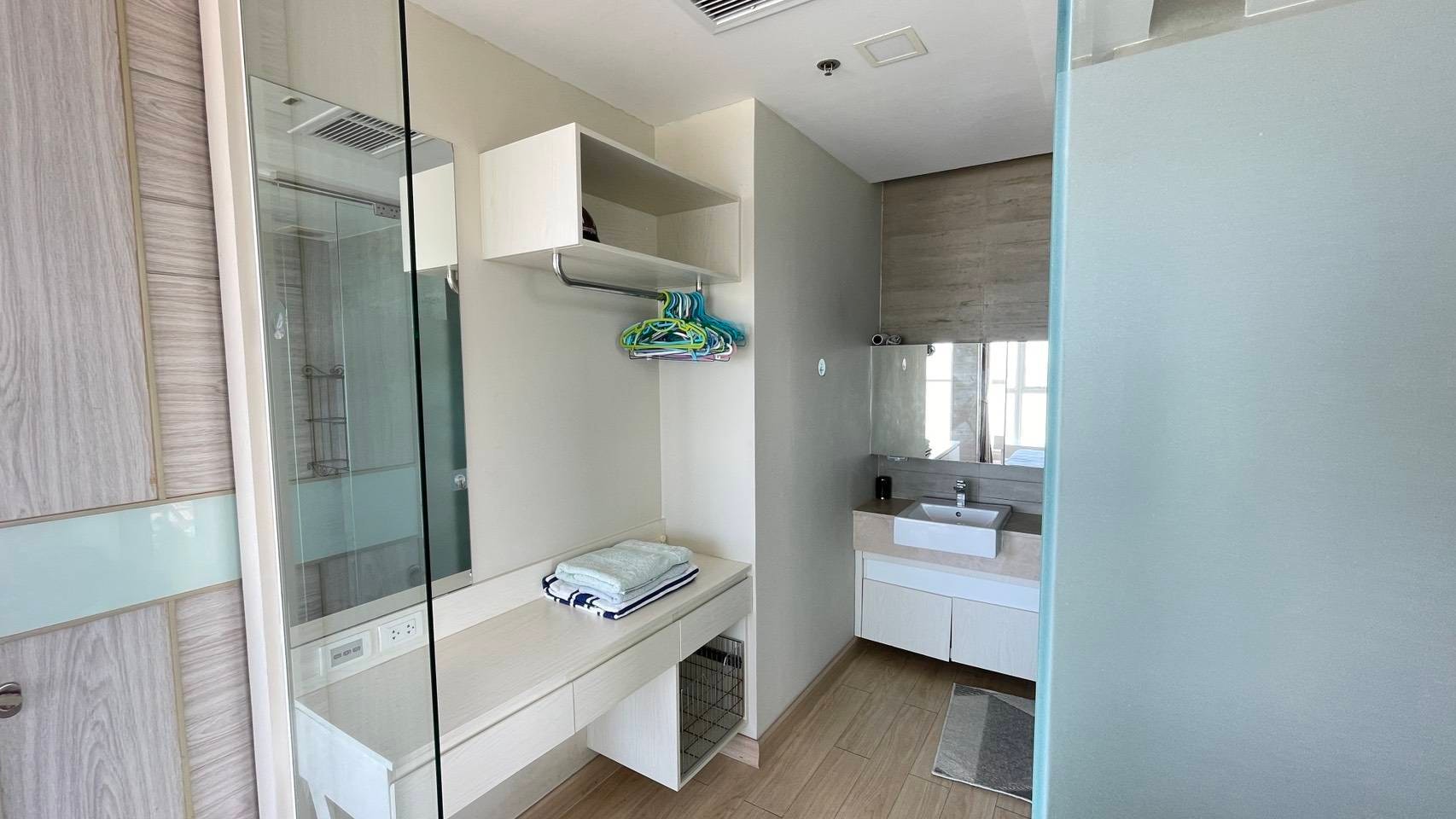 Stunning Beachfront with a amazing Sea View 1 bedroom 1 bathroom in Cetus Beachfront Jomtien for RENT photo 21