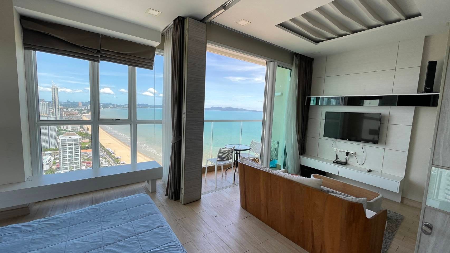 Stunning Beachfront with a amazing Sea View 1 bedroom 1 bathroom in Cetus Beachfront Jomtien for RENT photo 24