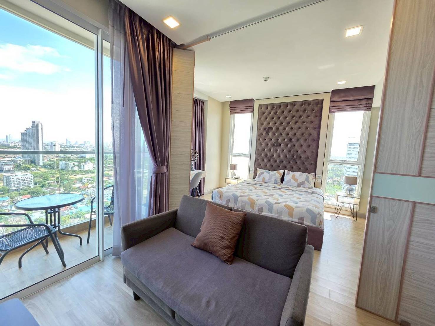 Stunning Beachfront with a amazing Sea View 1 bedroom 1 bathroom in Cetus Beachfront Jomtien for RENT photo 11
