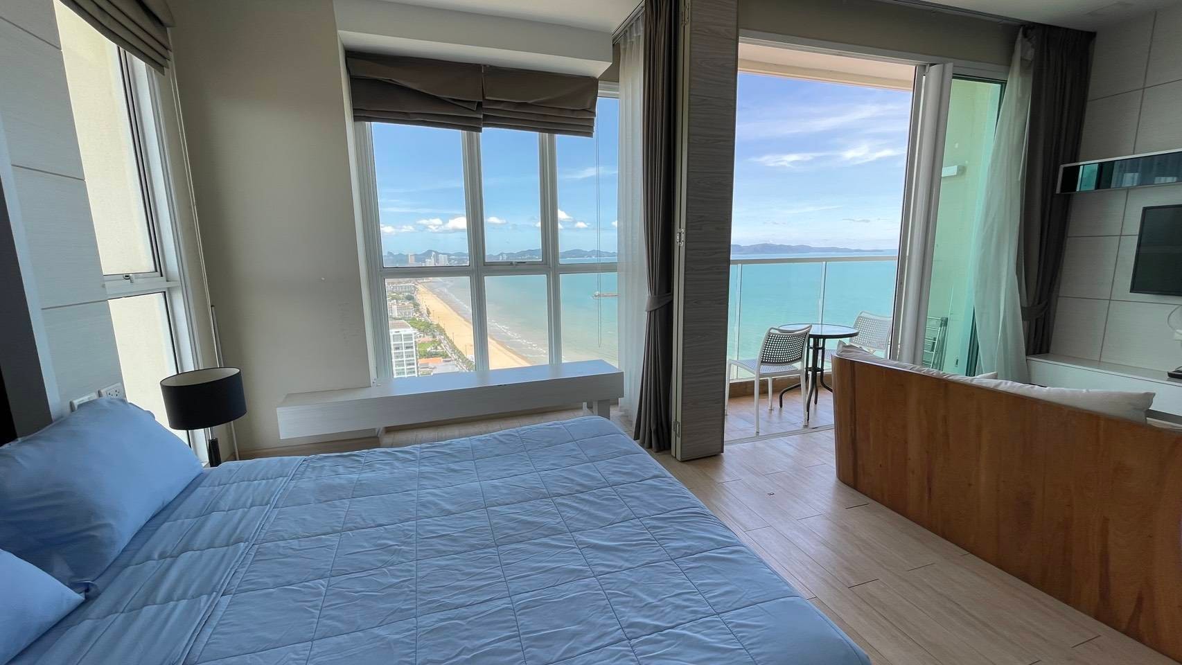 Stunning Beachfront with a amazing Sea View 1 bedroom 1 bathroom in Cetus Beachfront Jomtien for RENT photo 23