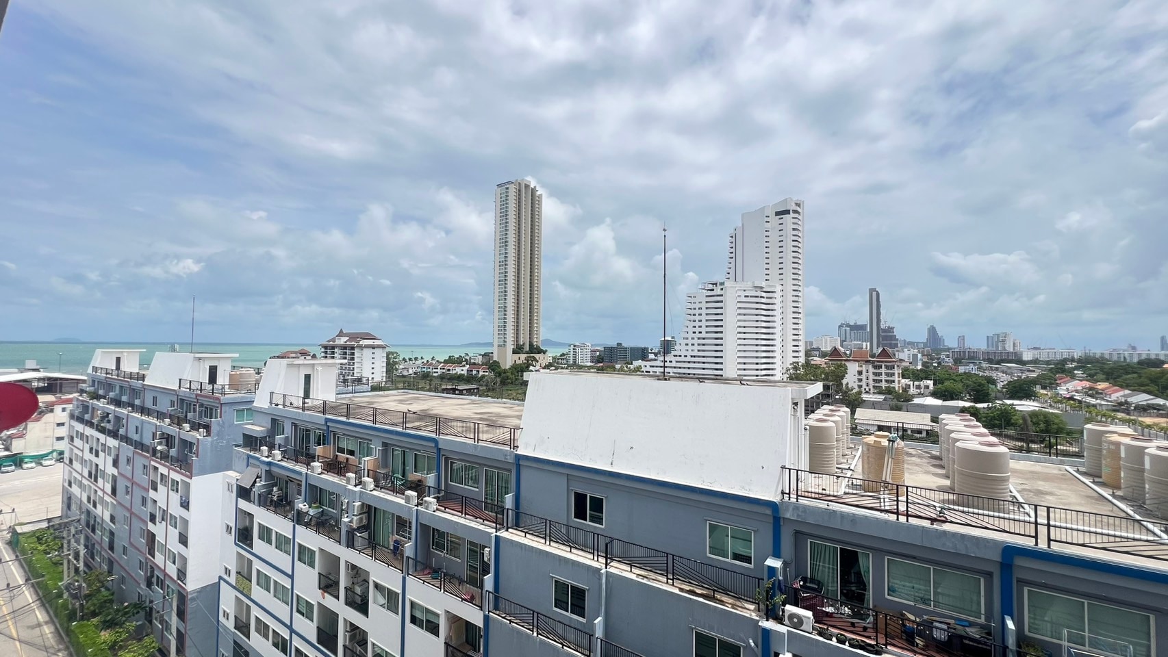 3 Bedrooms 3 Bathrooms in Jomtien photo 21