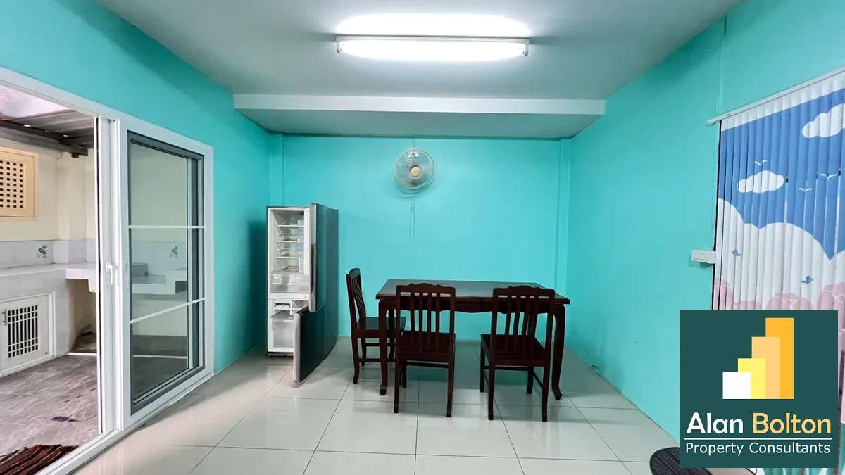 3 Bedrooms 3 Bathrooms in Jomtien photo 15