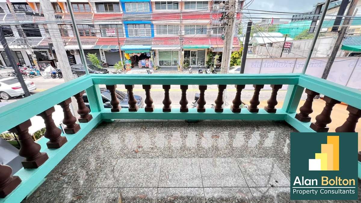 3 Bedrooms 3 Bathrooms in Jomtien photo 17