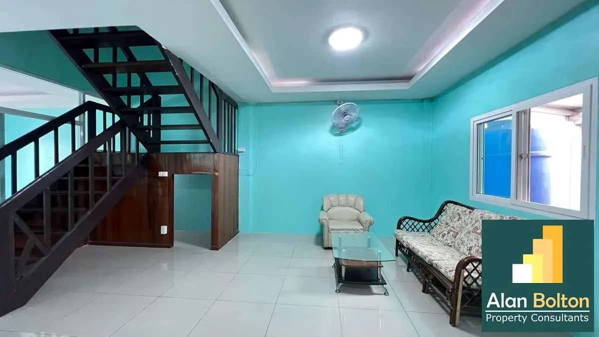 3 Bedrooms 3 Bathrooms in Jomtien photo 16