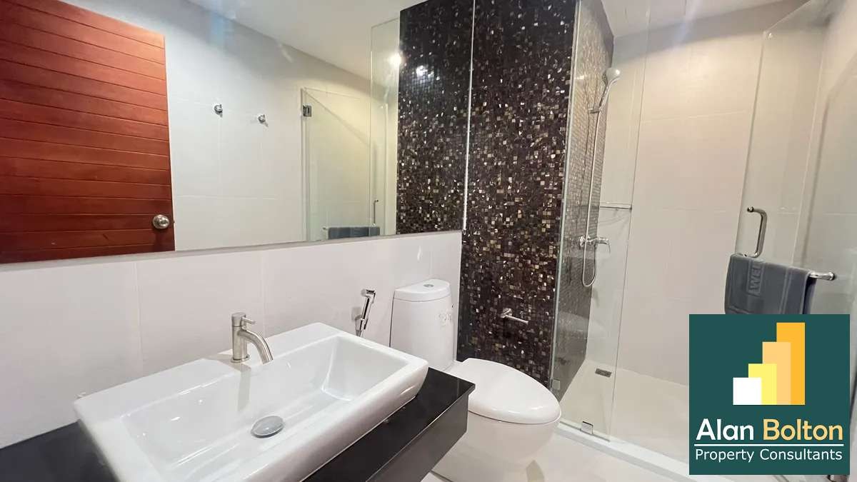 2 Bedrooms 2 Bathrooms in Pratumnak photo 13