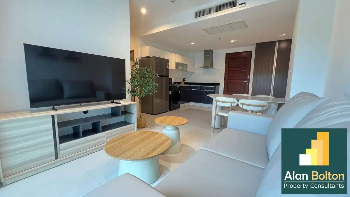 2 Bedrooms 2 Bathrooms in Pratumnak