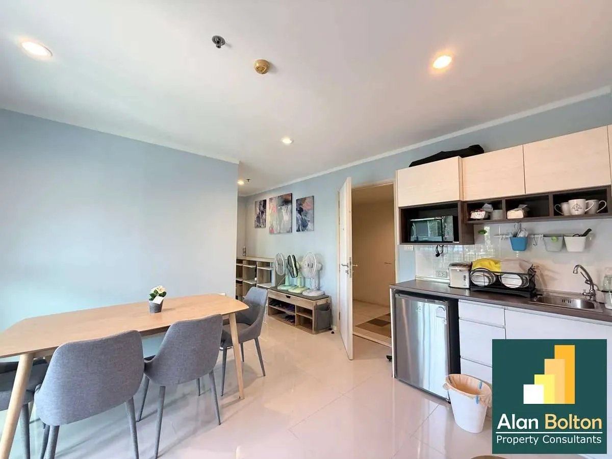 Beach front condo for rent in Jomtien photo 7