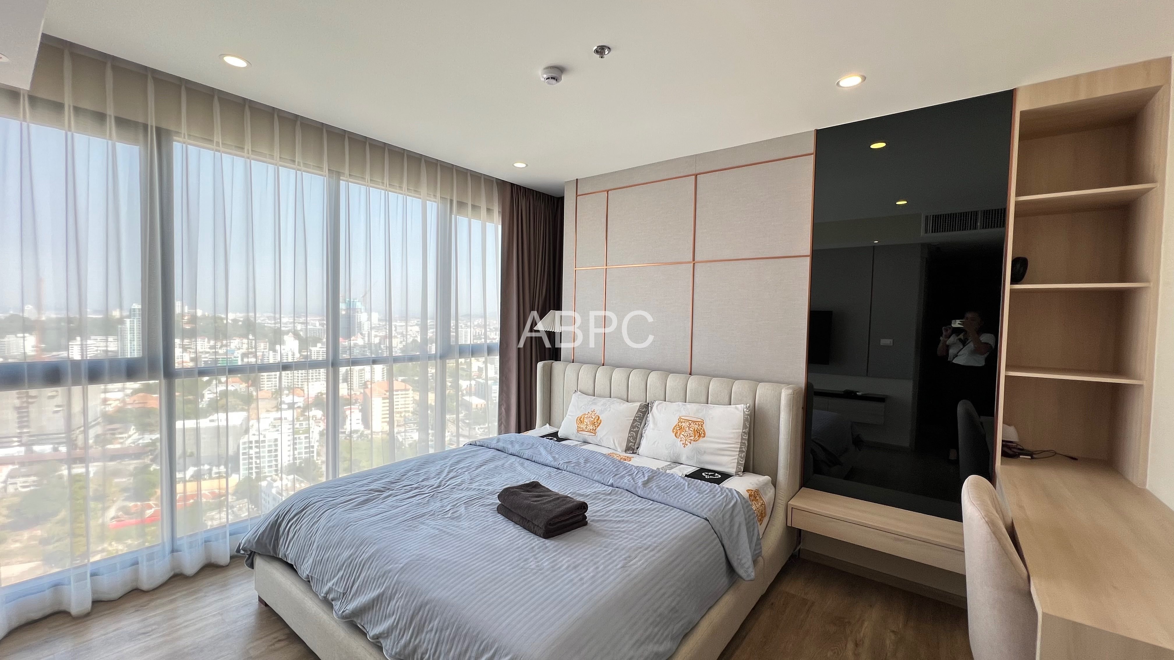 Front Facing Ocean View 2 Bed 2 Bath Condo in Pratumnak photo 3