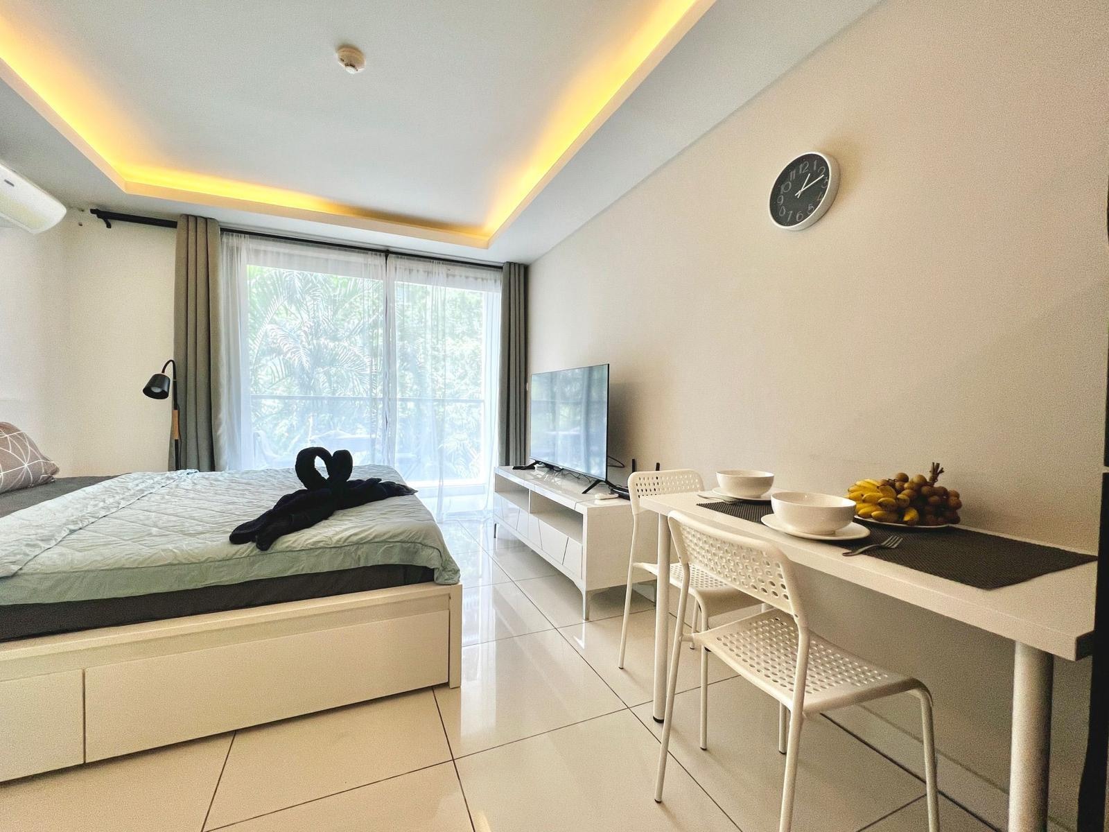 Newly Renovated Studio For Sale in Popular Condominium photo 12