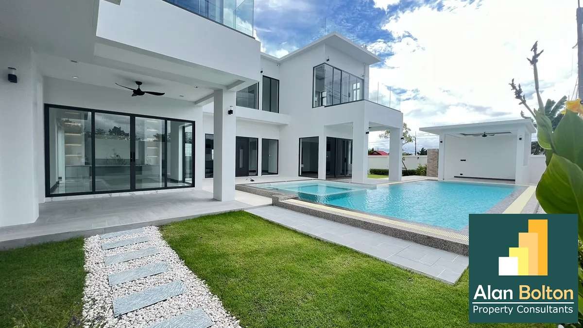 Stunning Pool Villa near Mabprachan Lake 5 bedrooms 6 bathrooms in Mabprachan Lake for RENT