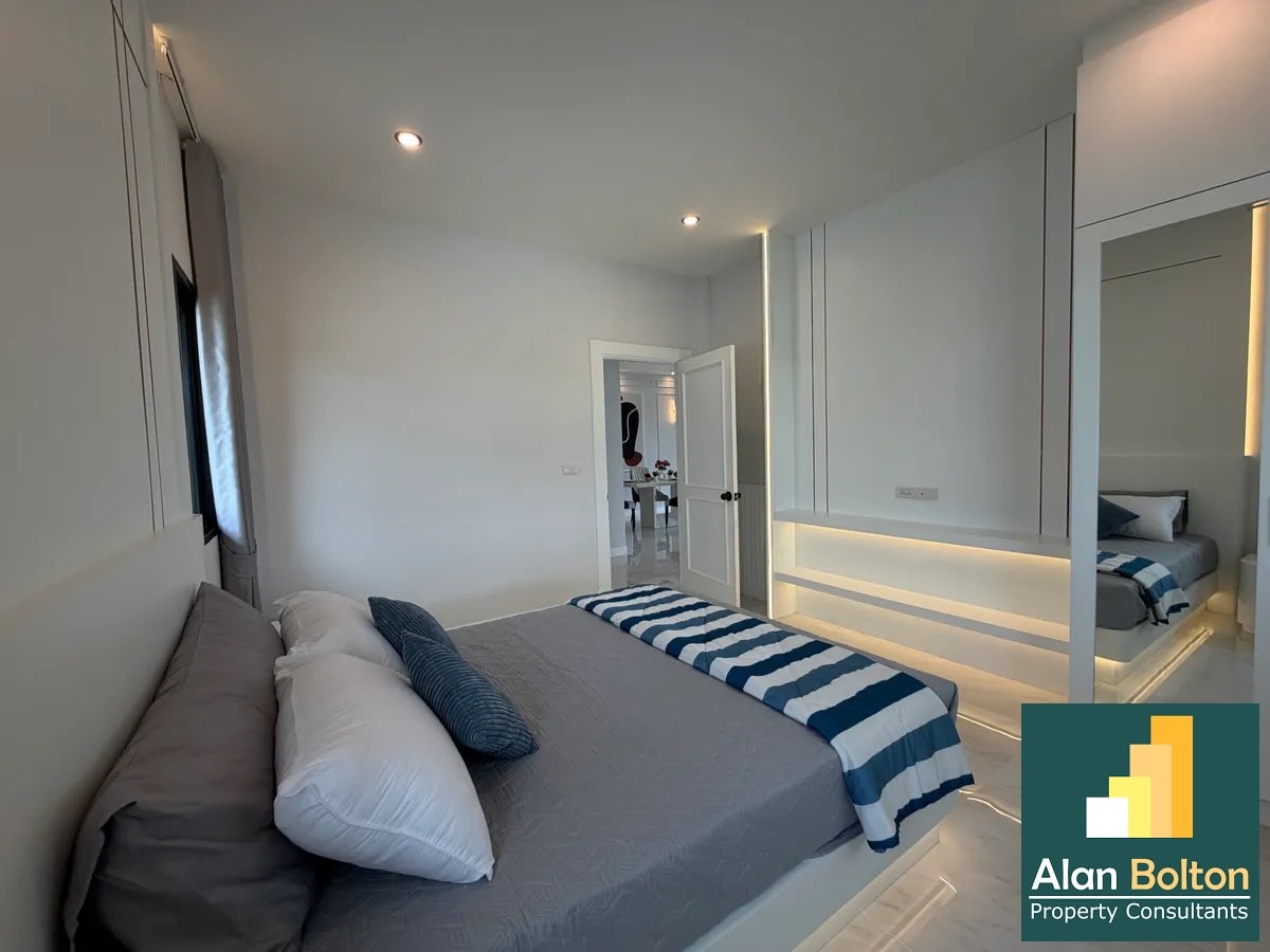 Modern Pool Villa in A Peaceful setteing - Finance available photo 7