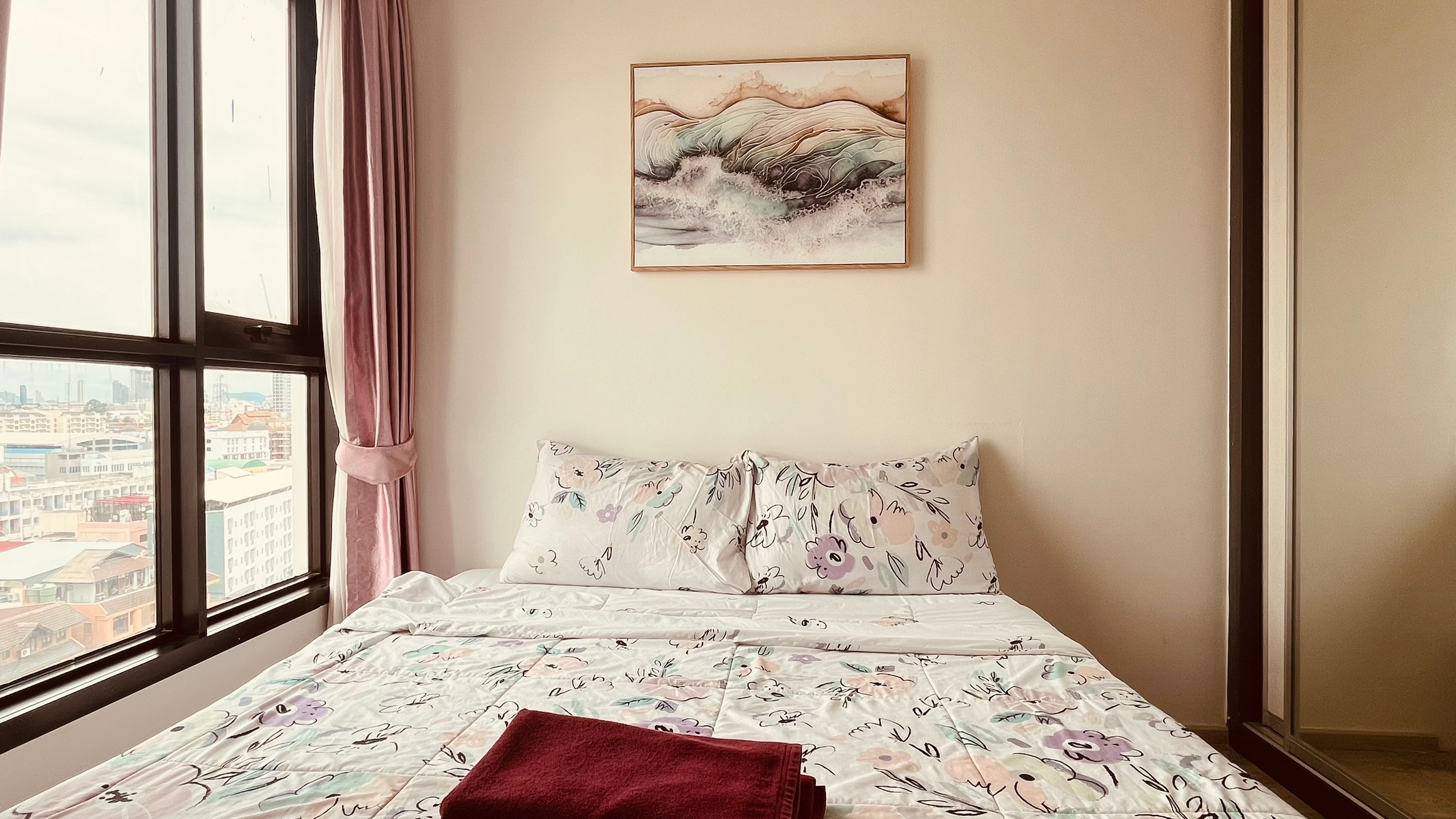 Two Bed Room Condo For Sale In Central Pattaya photo 17