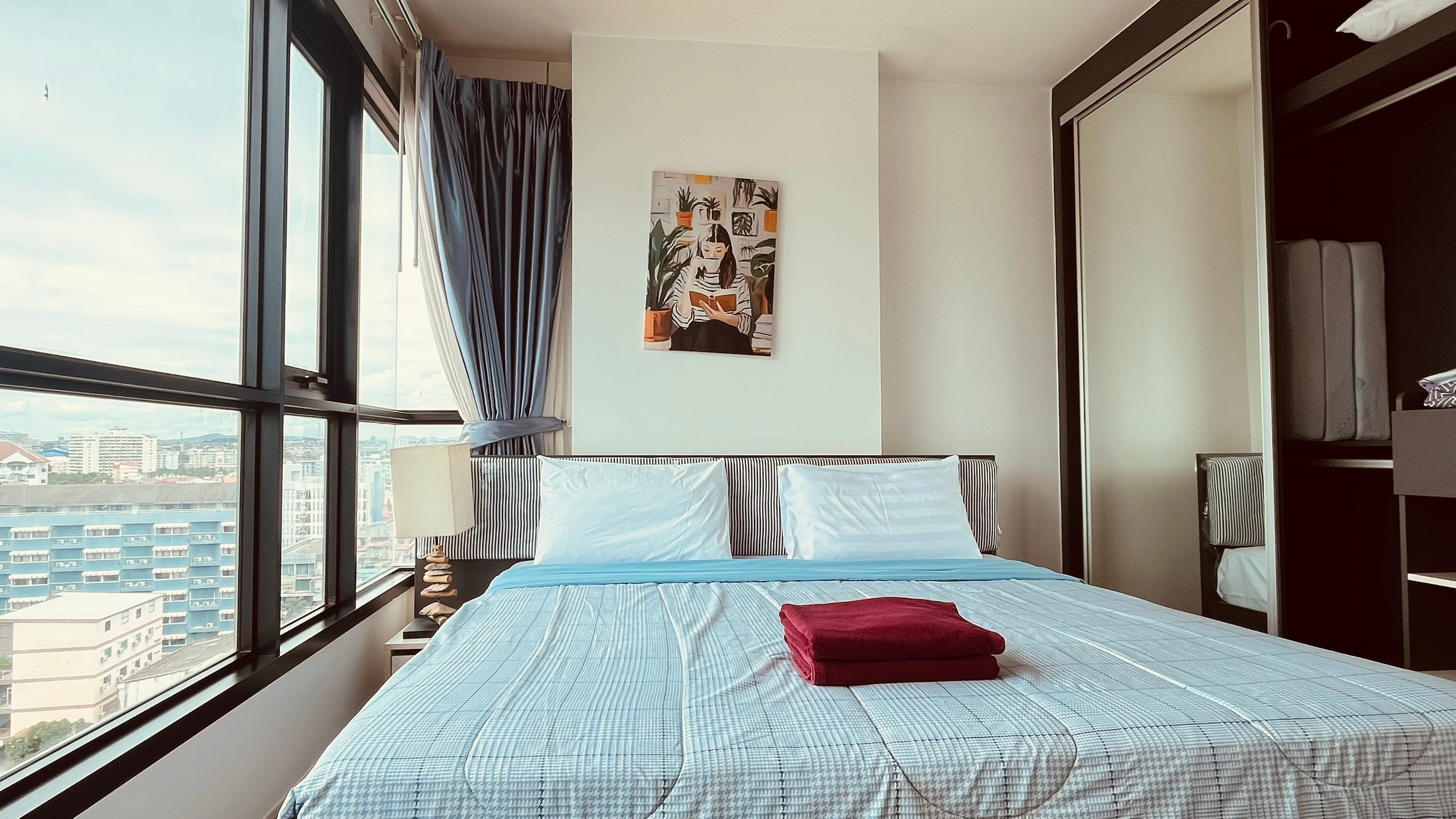Two Bed Room Condo For Sale In Central Pattaya photo 16
