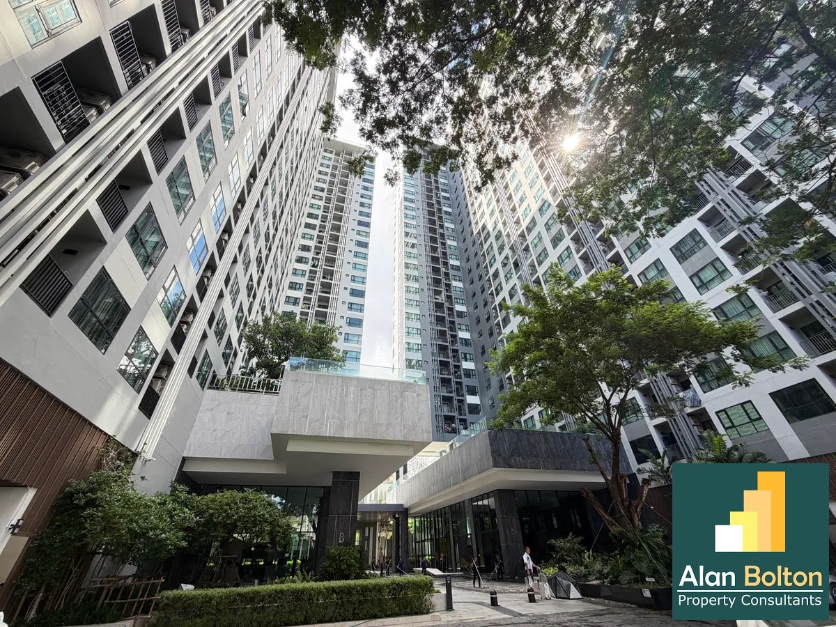 Two Bed Room Condo For Sale In Central Pattaya