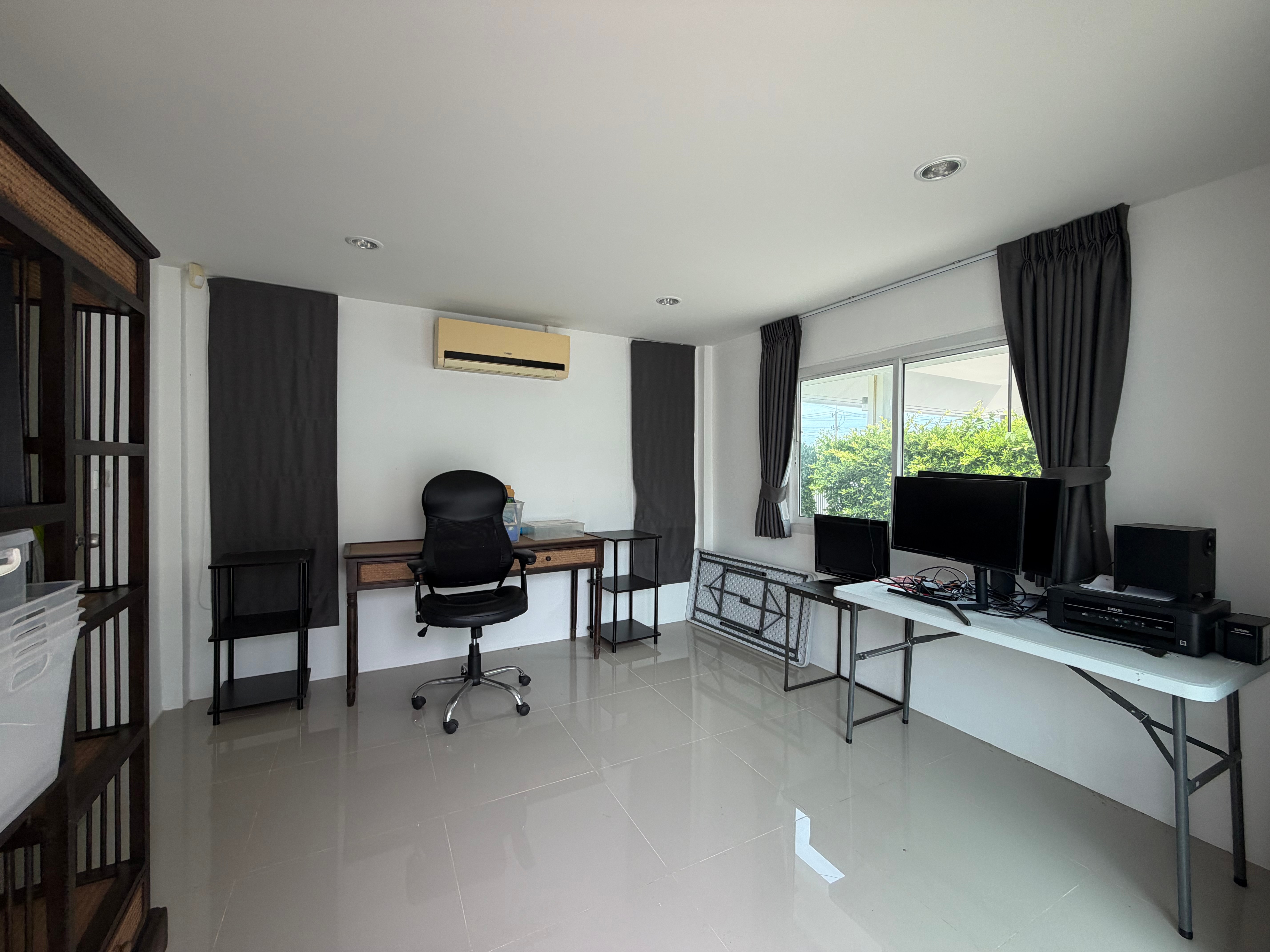 Pool Villa for sale In East Pattaya photo 20