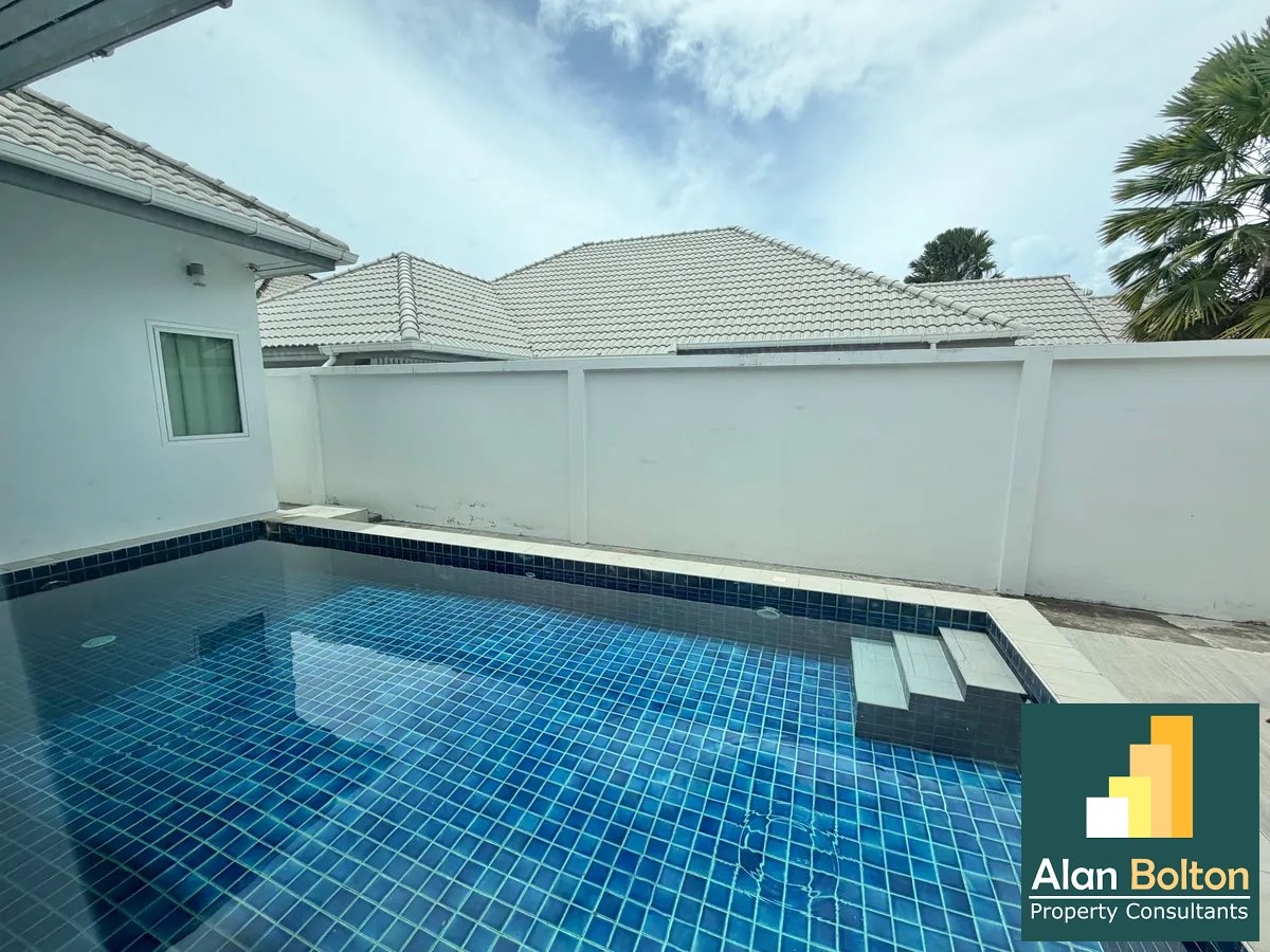 Pool Villa for sale In East Pattaya photo 6