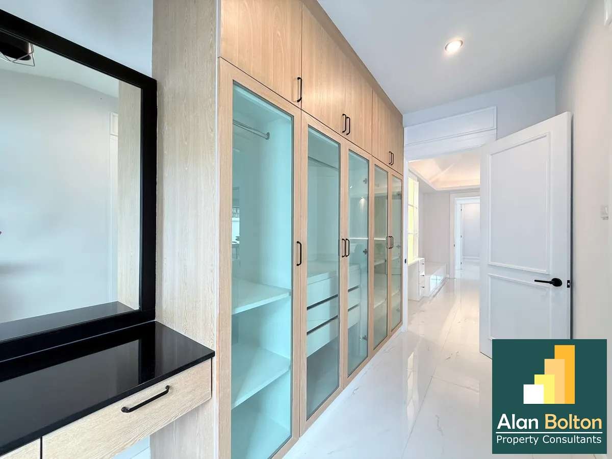 Modern house- Finance available photo 13