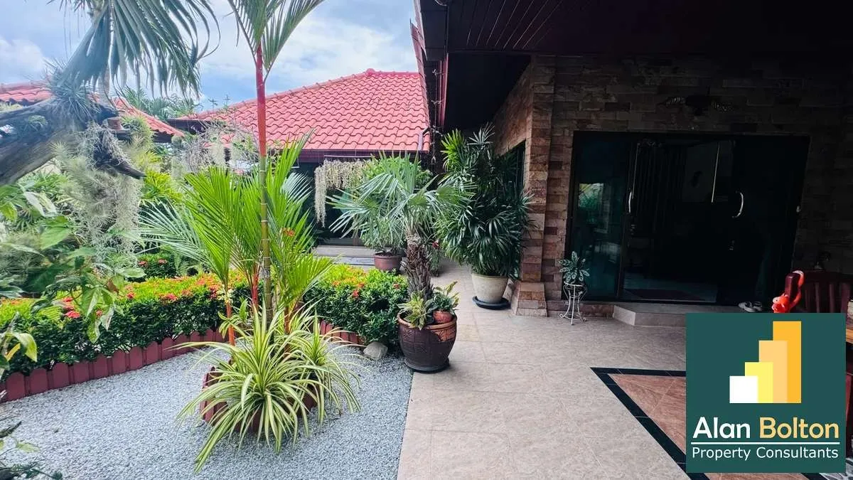 3 Bed 3 bath in Huay Yai Baan Balina 2 photo 12