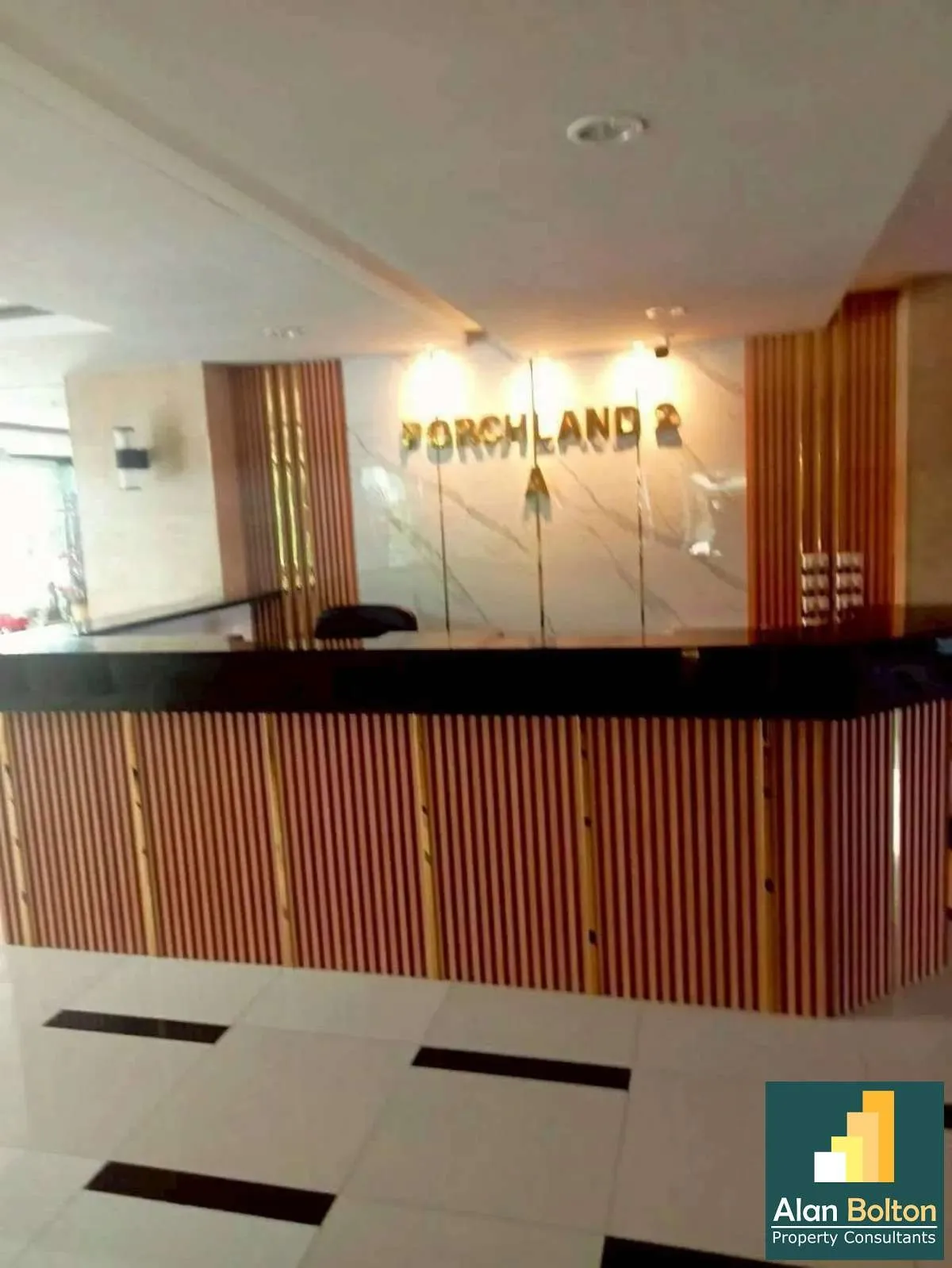 Large Corner unit 1 bedroom 1 bathroom in Porchland 2 for RENT (20,000 baht/moth for 6 months) photo 6