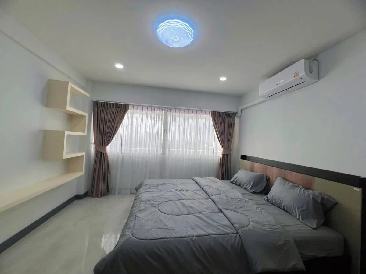 Spacious Modern Style Condo 3 bedrooms 2 bathrooms in Thepprasit for RENT photo 31