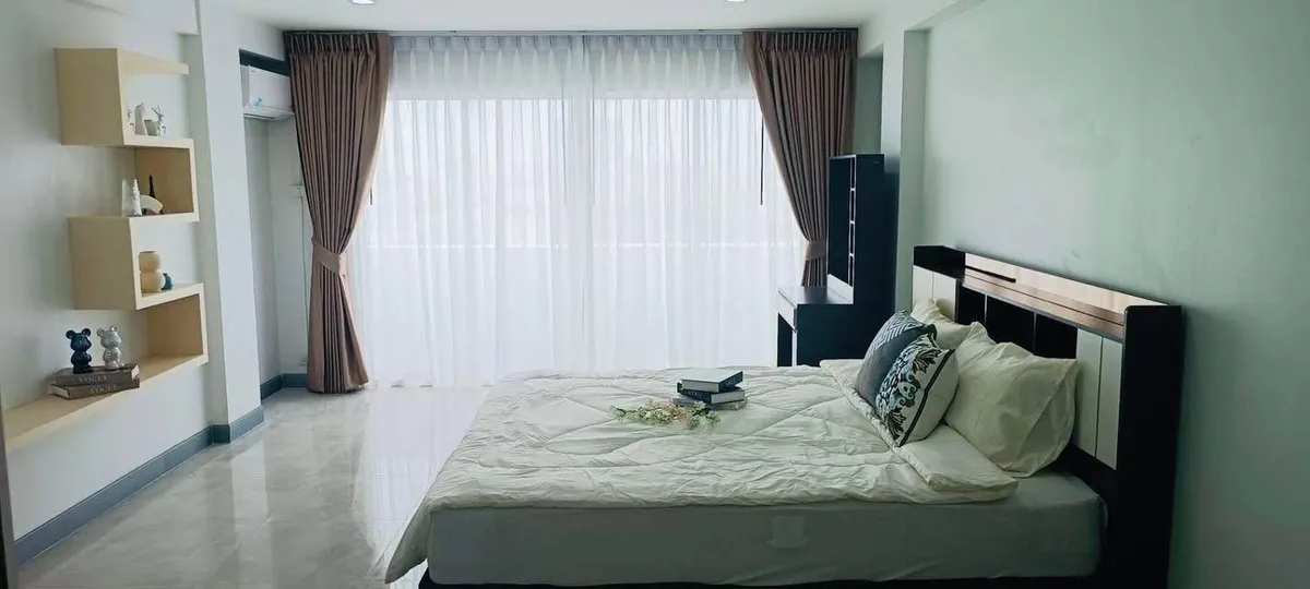 Spacious Modern Style Condo 3 bedrooms 2 bathrooms in Thepprasit for RENT photo 32
