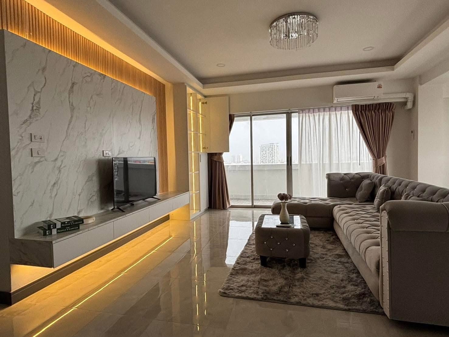 Spacious Modern Style Condo 3 bedrooms 2 bathrooms in Thepprasit for RENT photo 31