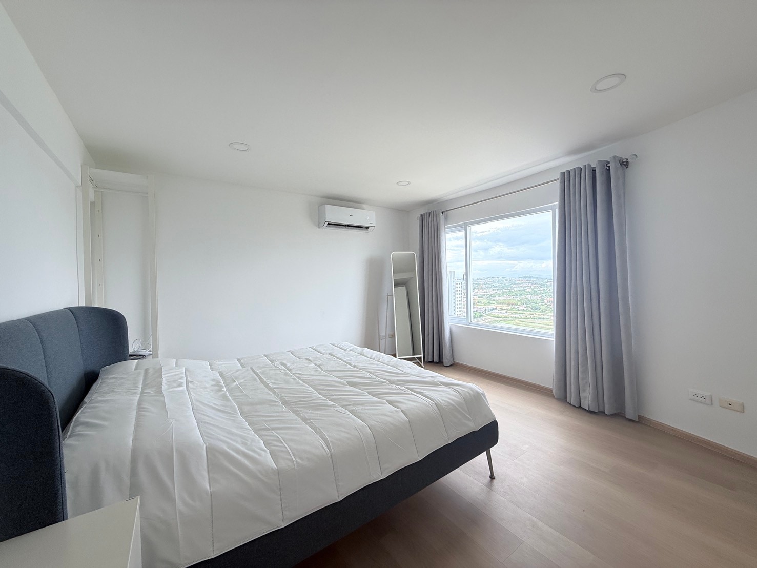 Pratumnak 2 bedroom for rent photo 41