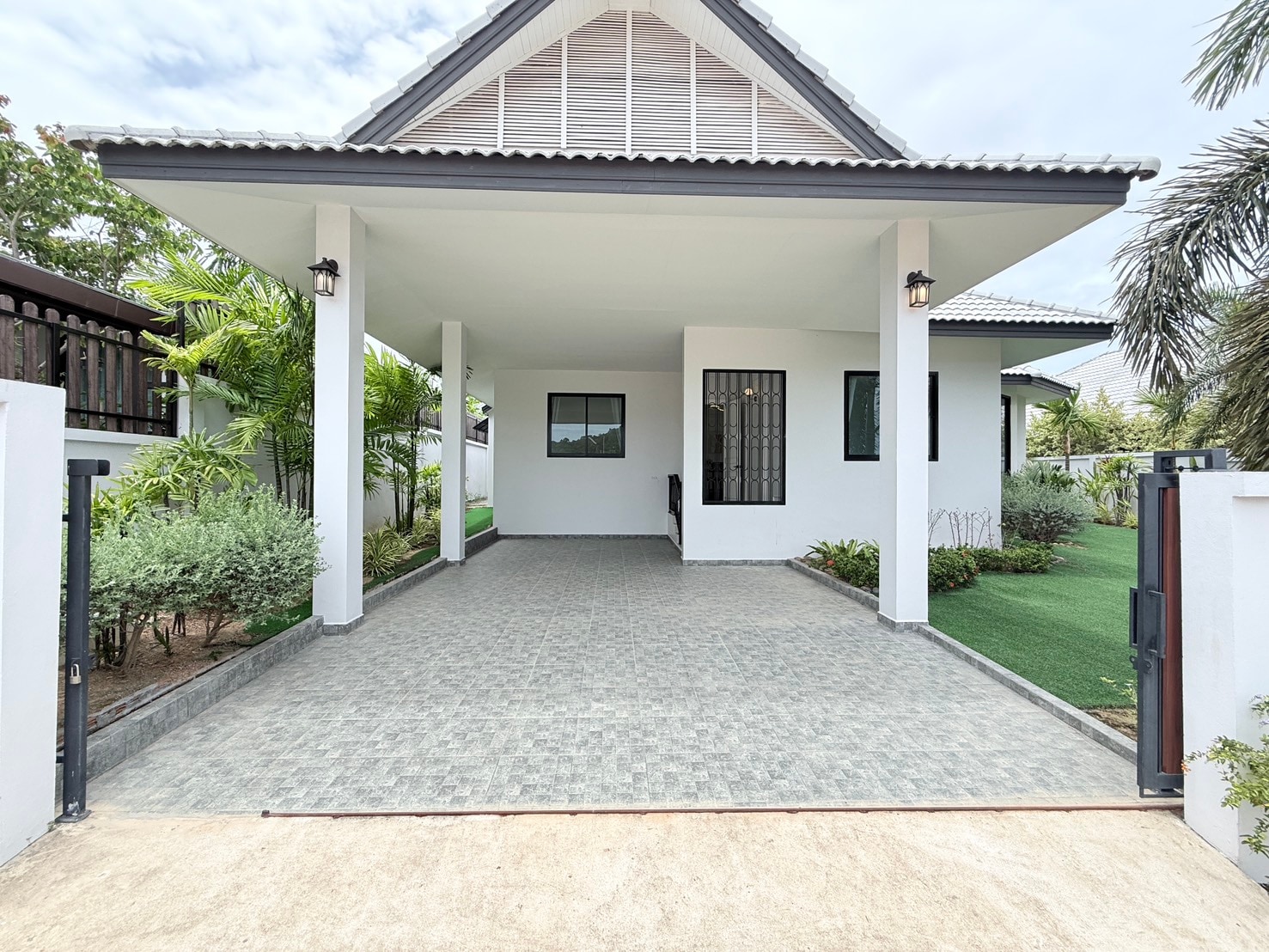 Pratumnak 2 bedroom for rent photo 11