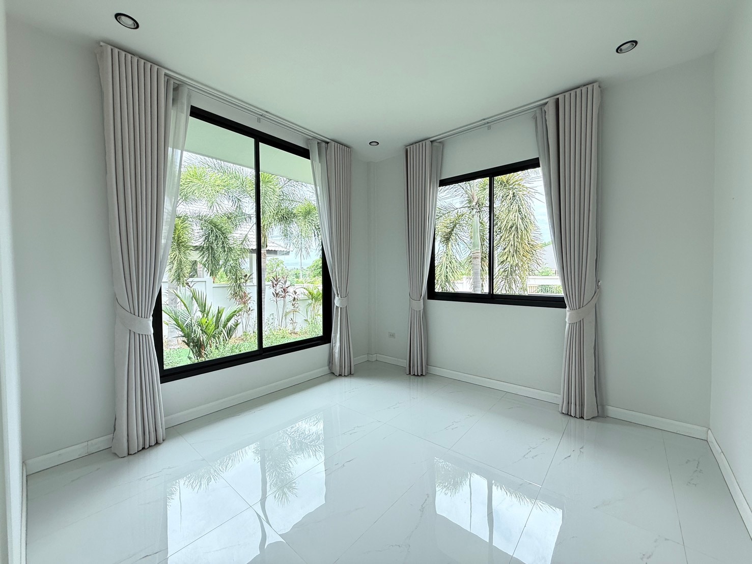 Pratumnak 2 bedroom for rent photo 12