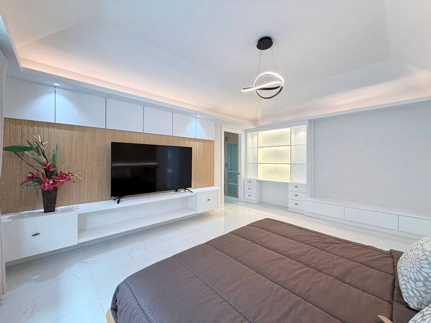 Pratumnak 2 bedroom for rent photo 30