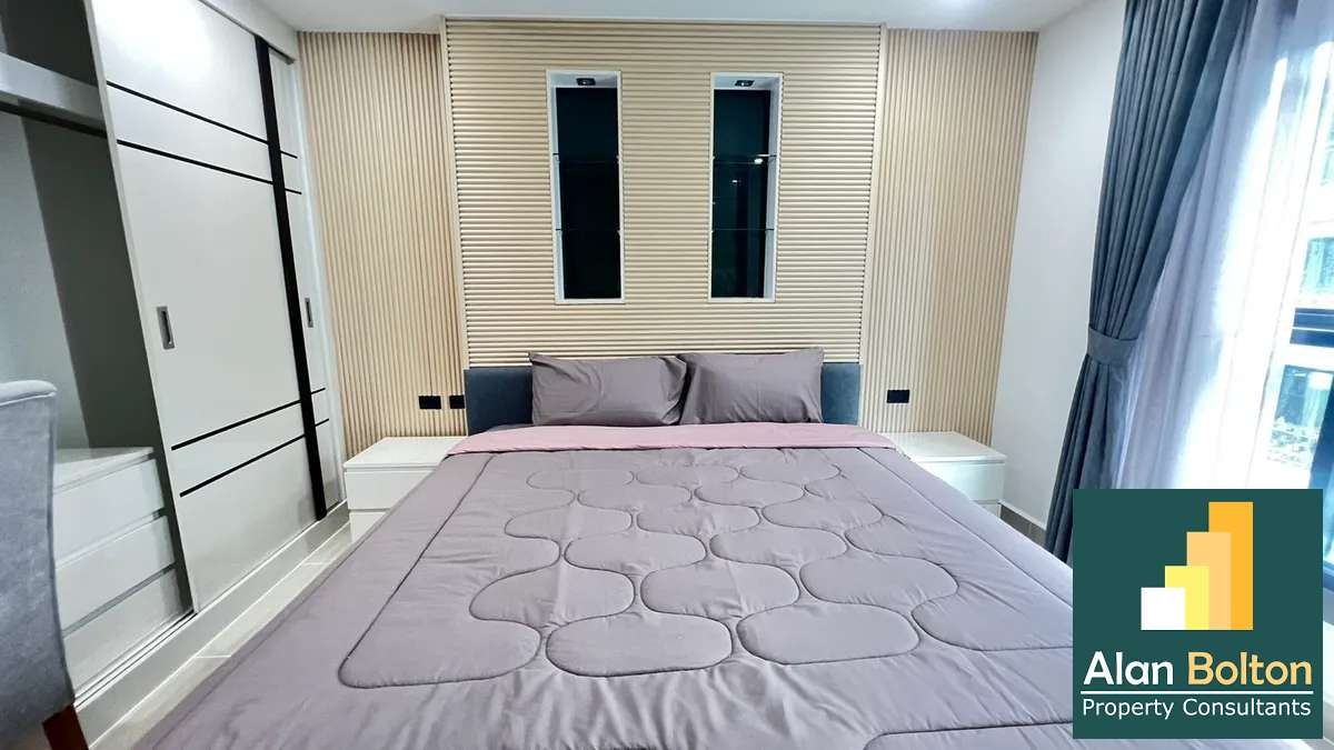 Pool view 1 Bedroom 1 Bathroom in East Pattaya photo 6