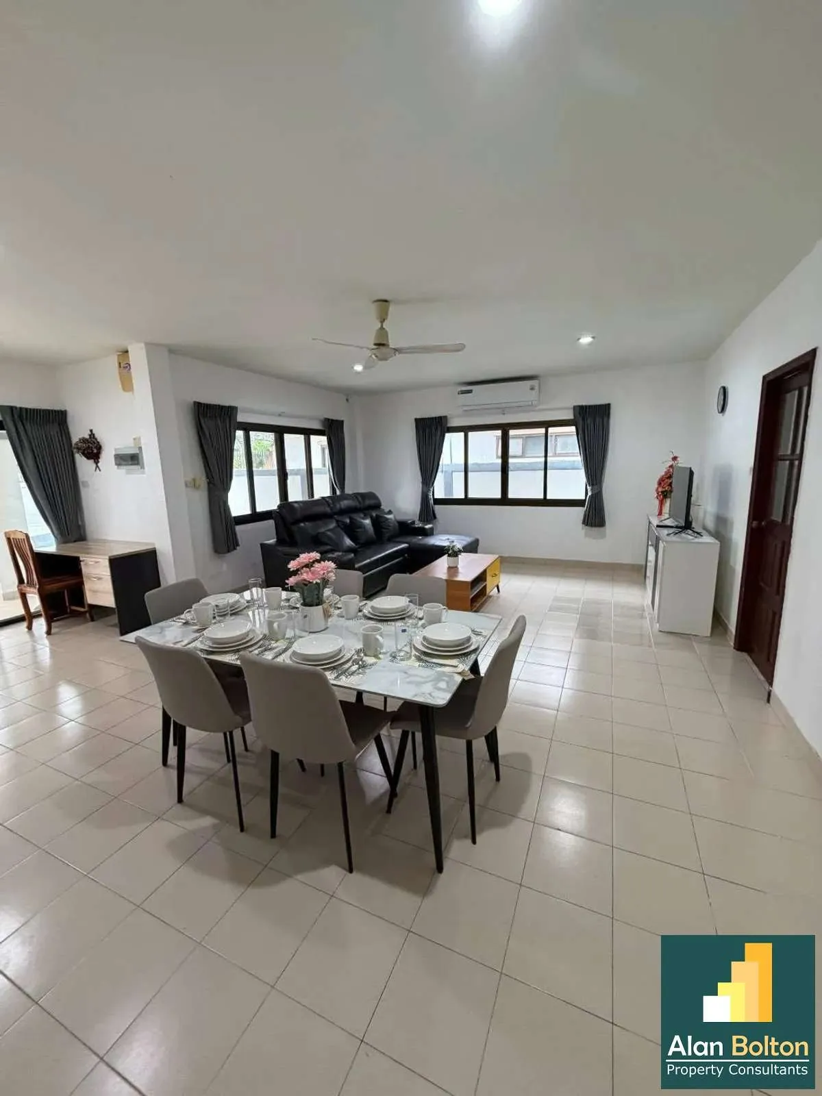 Jomtien for rent photo 5