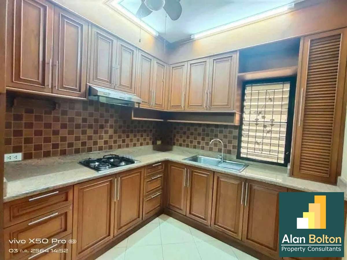 House For Sale Or Rent In South Pattaya photo 9