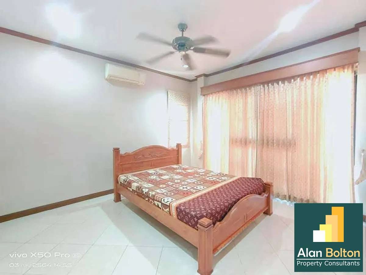 House For Sale Or Rent In South Pattaya photo 3
