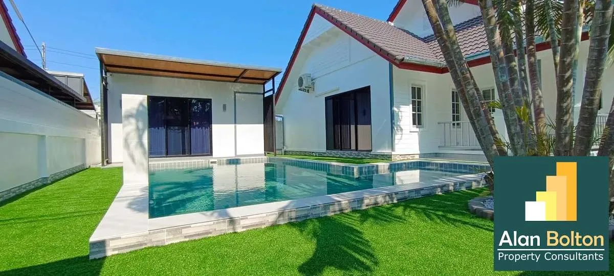 Pool villa 3 Bedrooms 3 Bathrooms in East pattaya