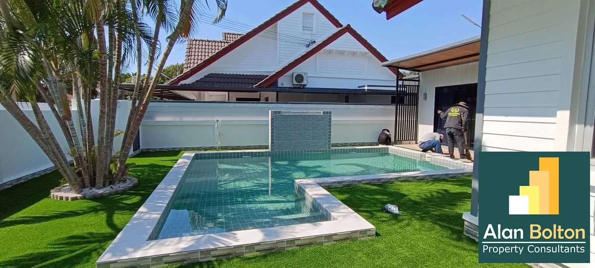 Pool villa 3 Bedrooms 3 Bathrooms in East pattaya photo 4