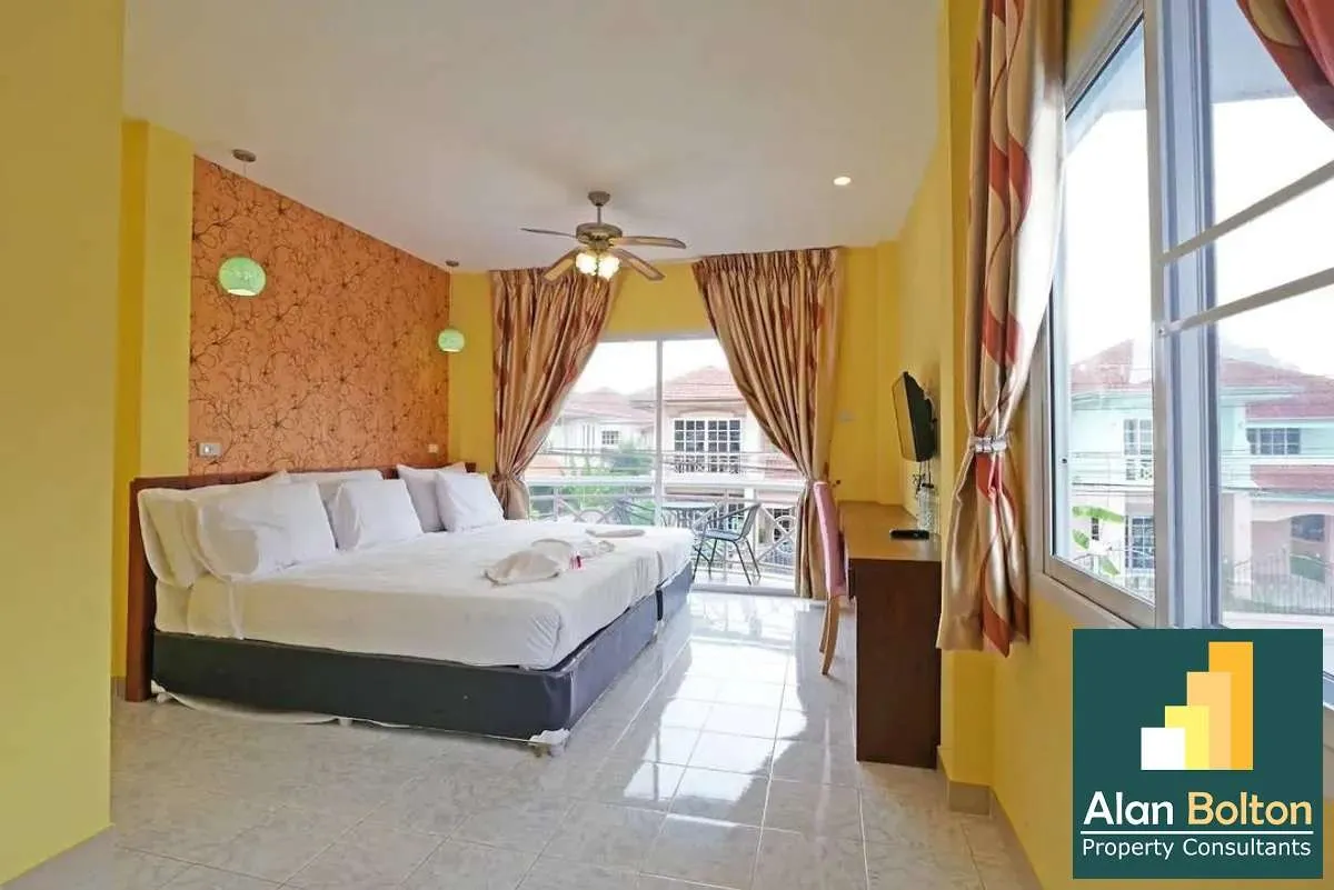 Pool Villa 7 Bedrooms 8 Bathrooms in Jomtien photo 5
