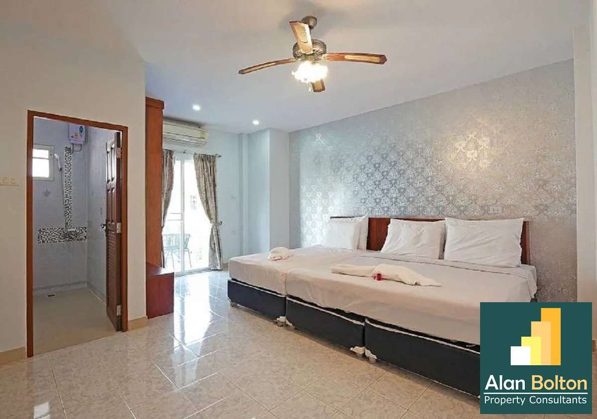Pool Villa 7 Bedrooms 8 Bathrooms in Jomtien photo 10