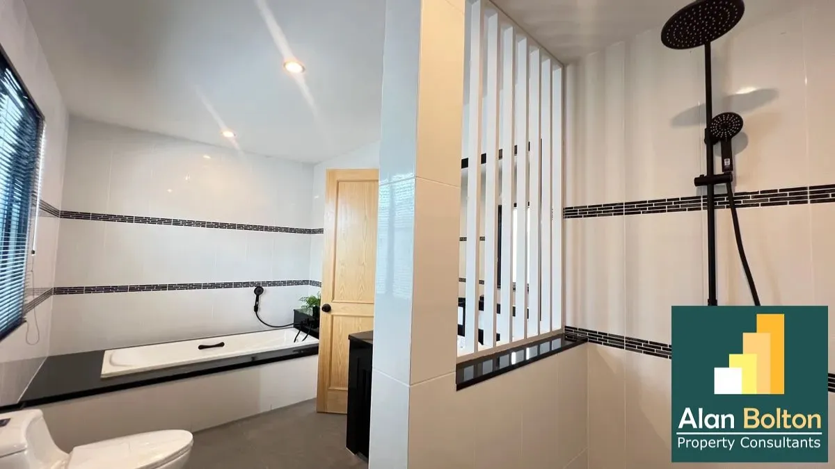 Garden Type 3 Bedrooms 2 Bathrooms in East pattaya photo 5
