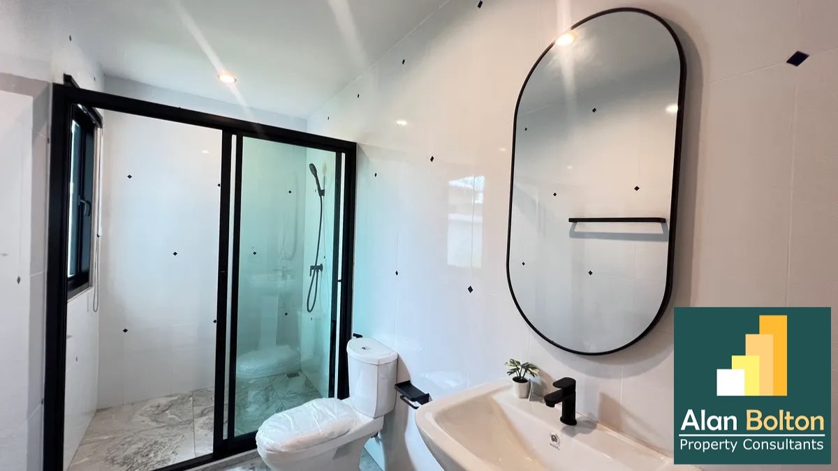 Garden Type 3 Bedrooms 2 Bathrooms in East pattaya photo 8