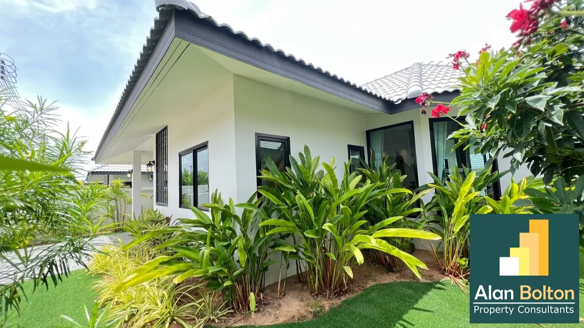 Garden Type 3 Bedrooms 2 Bathrooms in East pattaya photo 5
