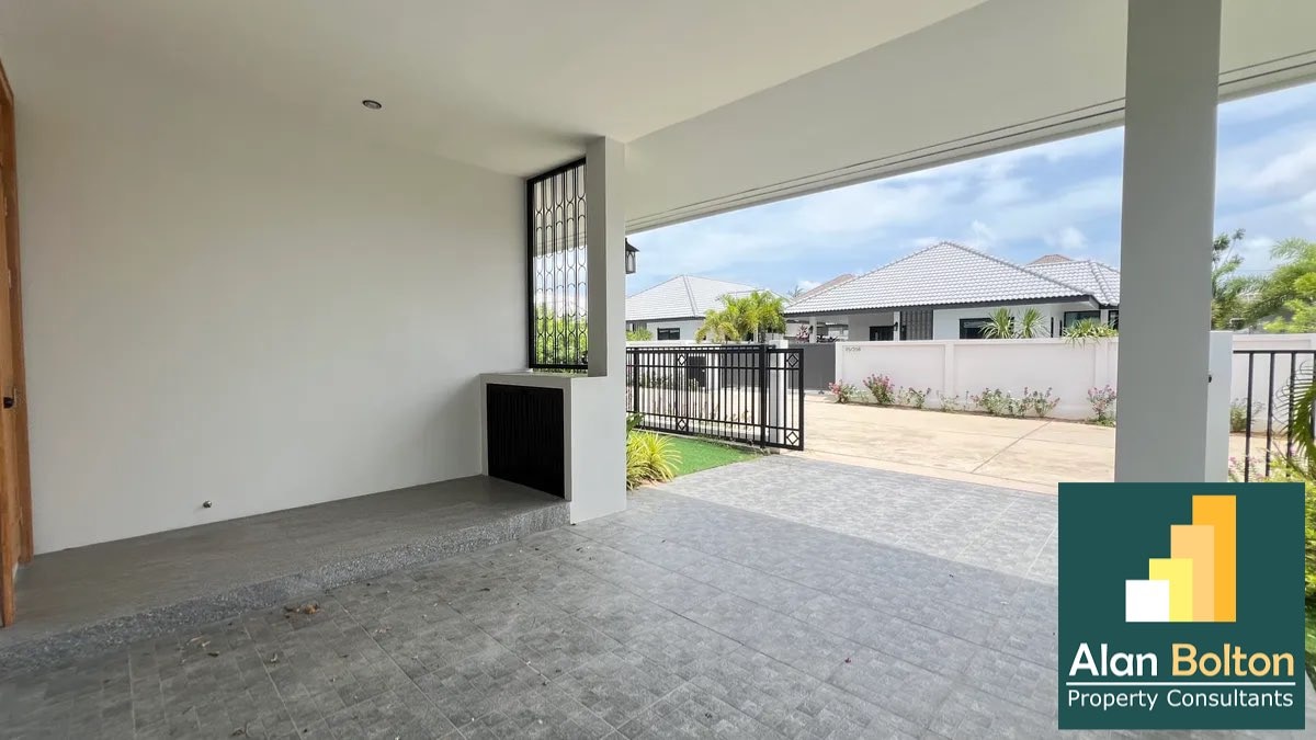Garden Type 3 Bedrooms 2 Bathrooms in East pattaya photo 14