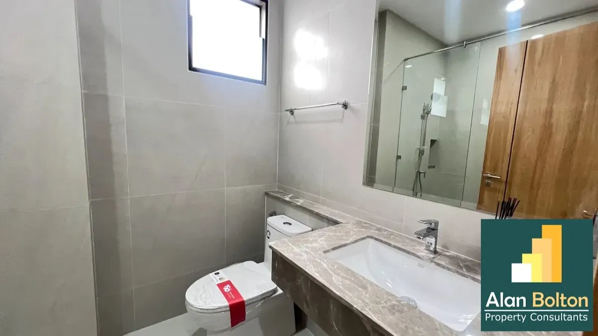 Pool villa 4 Bedrooms 6 Bathrooms in East Pattaya photo 14