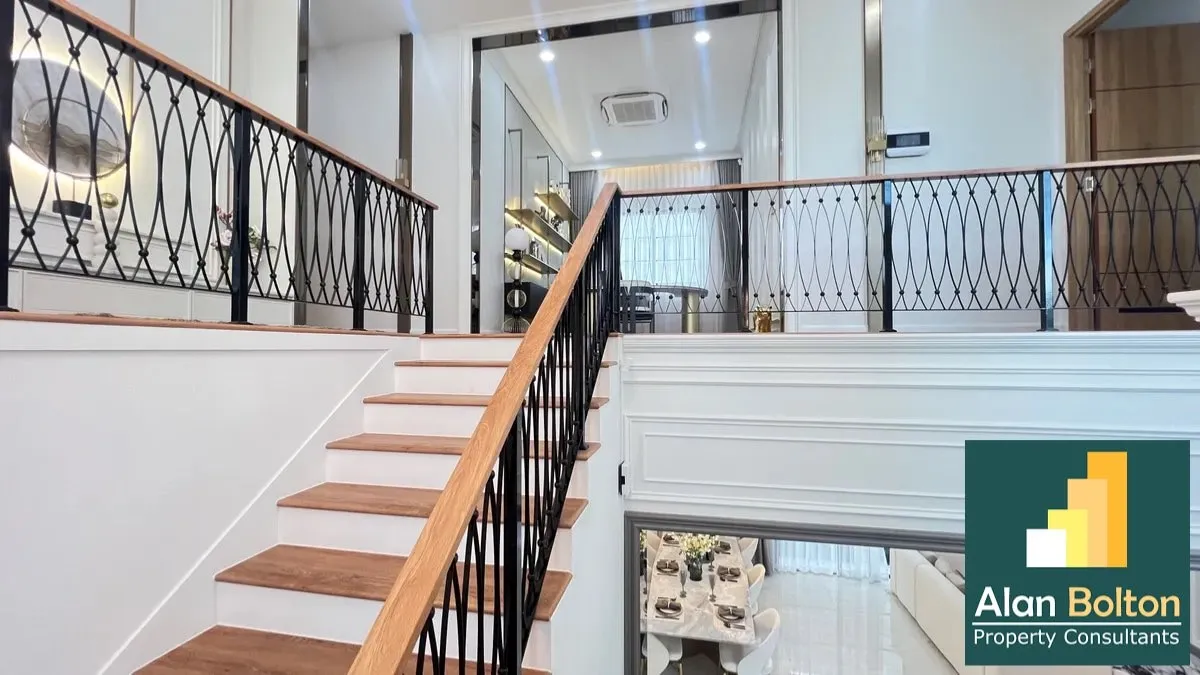 Pool villa 4 Bedrooms 6 Bathrooms in East Pattaya photo 7